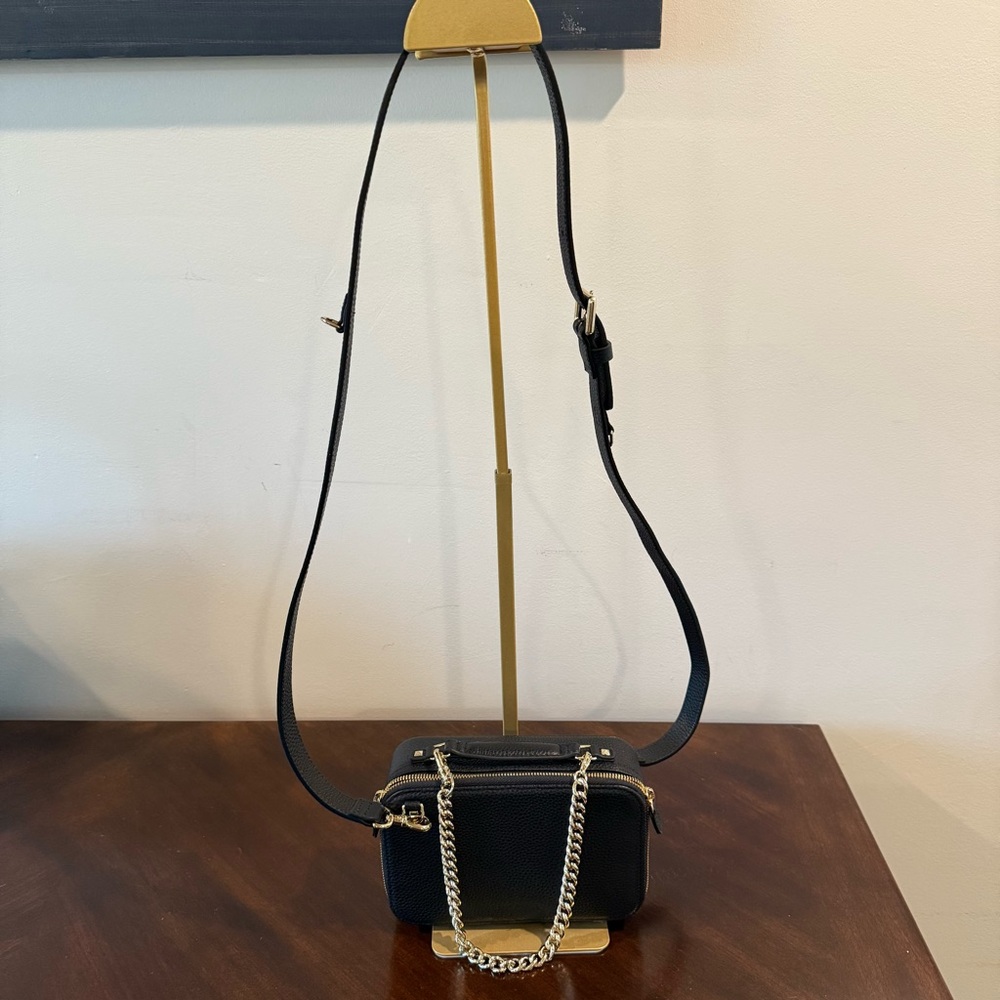 Bandolier Black Crossbody Camera Bag - Picture 3 of 11